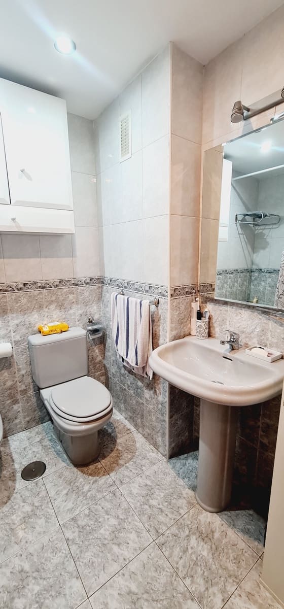 2 soverom Leilighet til salgs i Benalmadena med garasje - € 349 900 (Ref: 10002535)