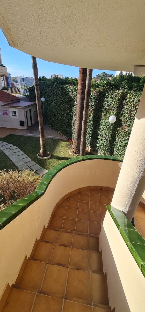2 soverom Leilighet til salgs i Benalmadena med garasje - € 349 900 (Ref: 10002535)