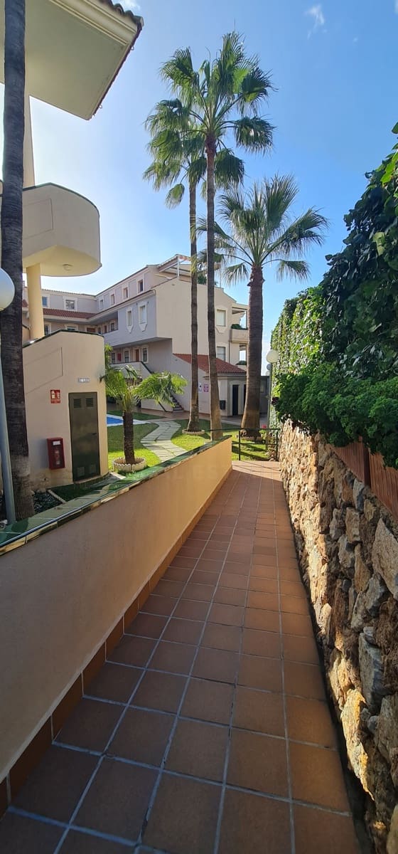 2 soverom Leilighet til salgs i Benalmadena med garasje - € 349 900 (Ref: 10002535)