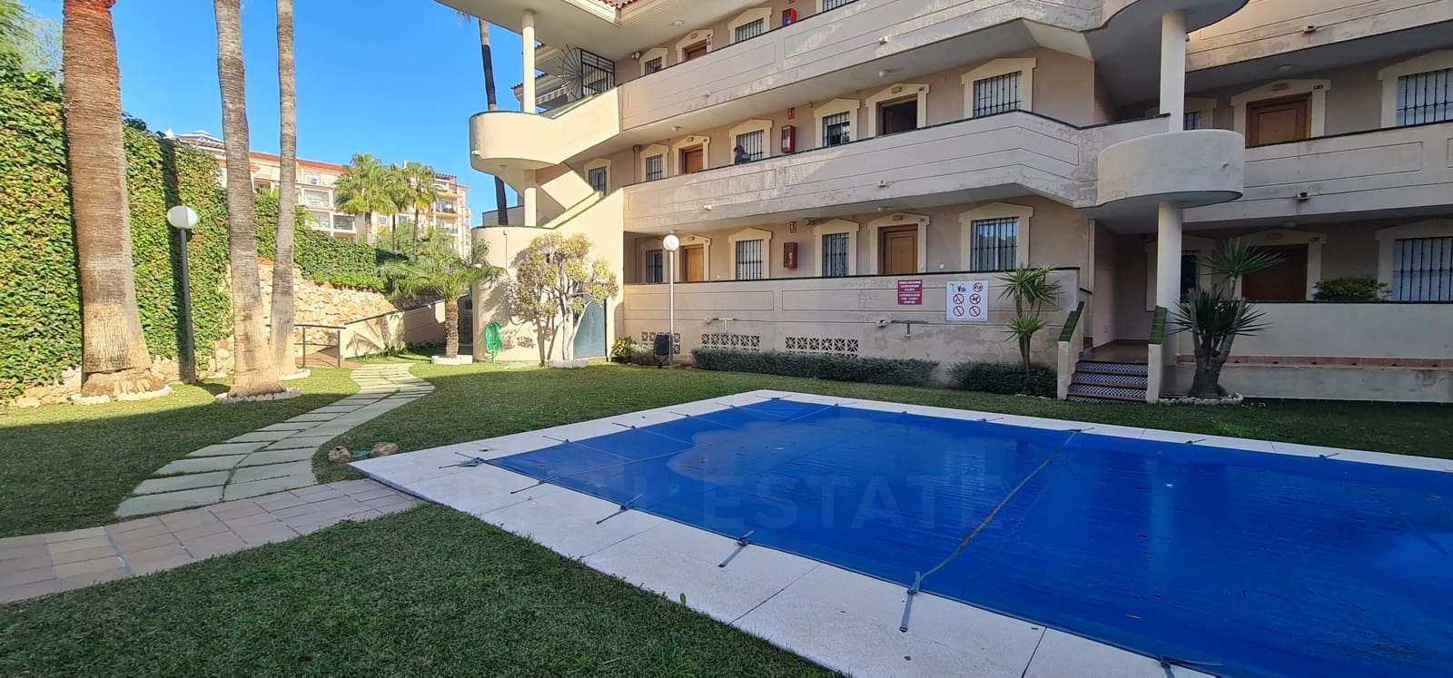 2 soverom Leilighet til salgs i Benalmadena med garasje - € 349 900 (Ref: 10002535)