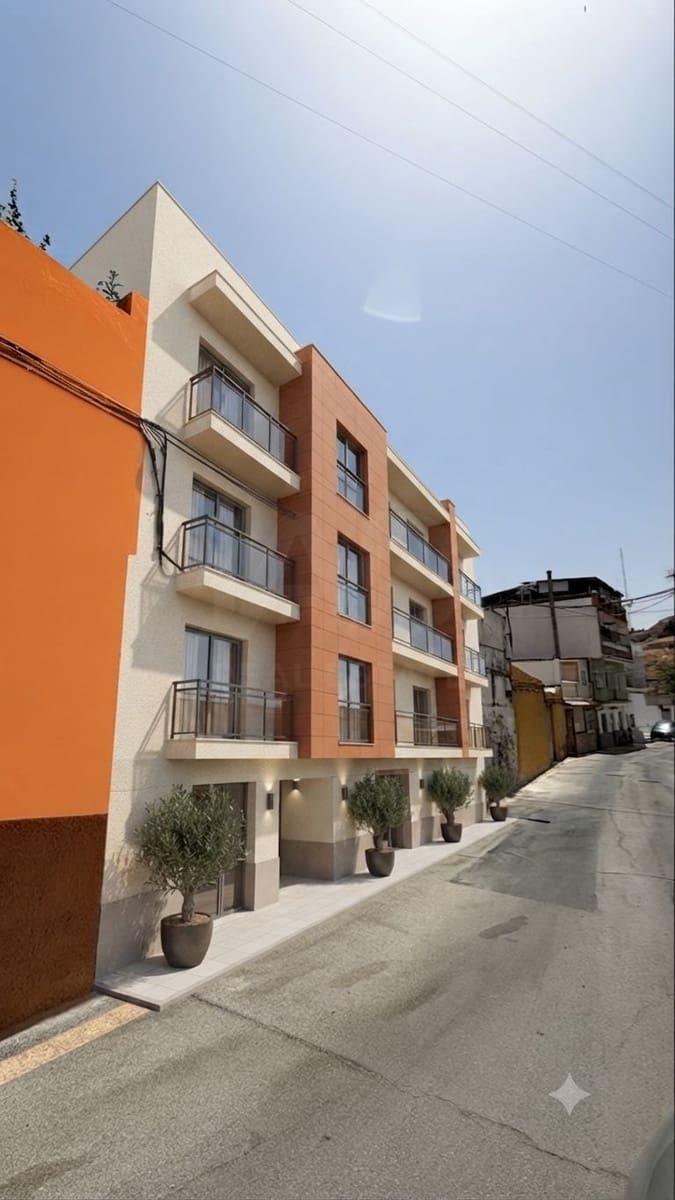 Teren niezagospodarowany na sprzedaż w Miasto Malaga - 230 000 € (Ref: 10004660)