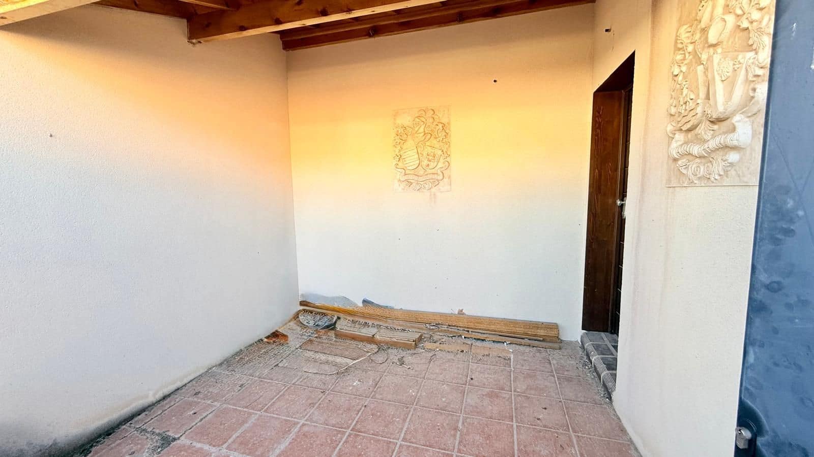 Townhouse for sale in Medina del Campo with garage - € 286,000 (Ref: 10004731)