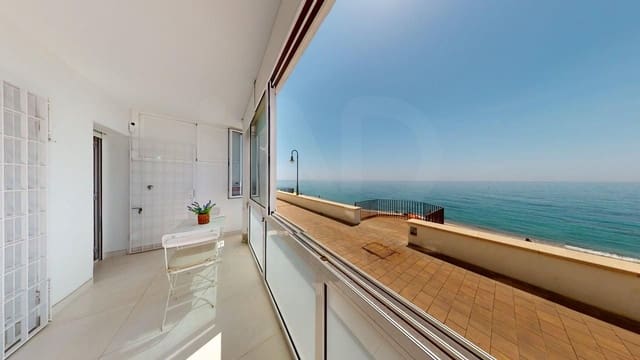 Apartamento de 3 habitaciones en Sant Pol de Mar en venta con garaje - 470.000 € (Ref: 10004732)
