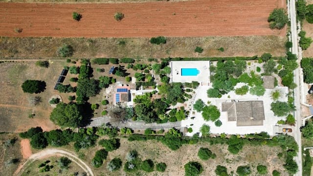 4 slaapkamer Finca/Landhuis te koop in Algaida met zwembad - € 725.000 (Ref: 10004734)