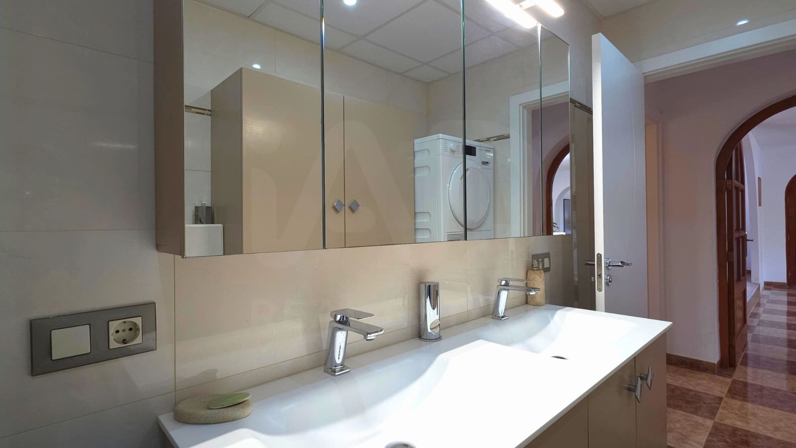 4 slaapkamer Finca/Landhuis te koop in Algaida met zwembad - € 725.000 (Ref: 10004734)