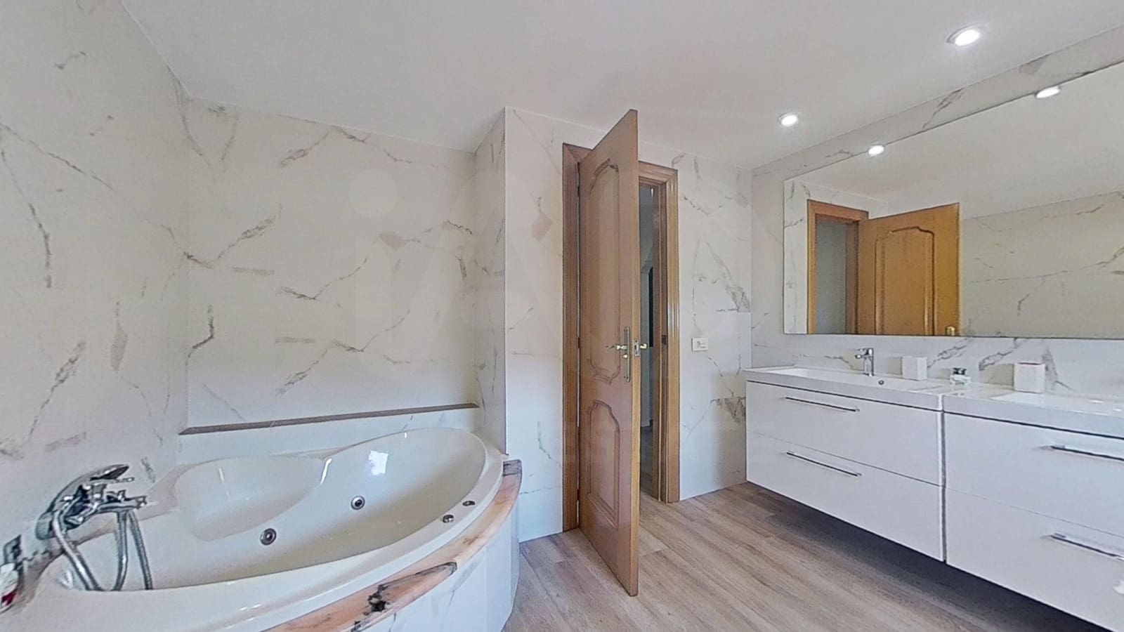 4 chambre Villa/Maison à vendre à Borriol avec piscine garage - 749 990 € (Ref: 10004737)
