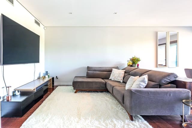 Apartamento de 2 habitaciones en Majadahonda en venta con piscina garaje - 775.000 € (Ref: 10004738)