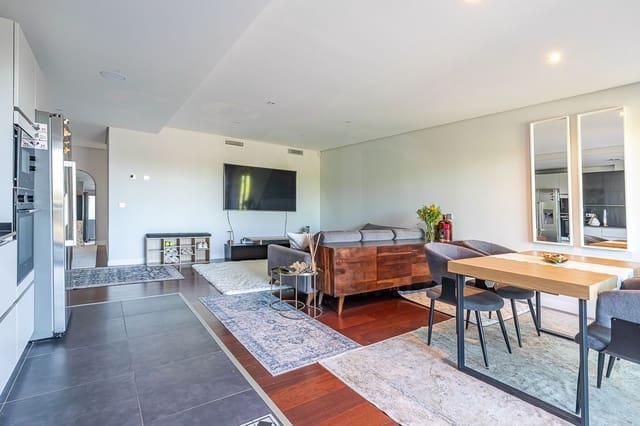 Apartamento de 2 habitaciones en Majadahonda en venta con piscina garaje - 775.000 € (Ref: 10004738)