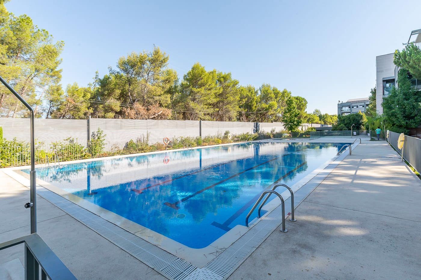 Apartamento de 2 habitaciones en Majadahonda en venta con piscina garaje - 775.000 € (Ref: 10004738)