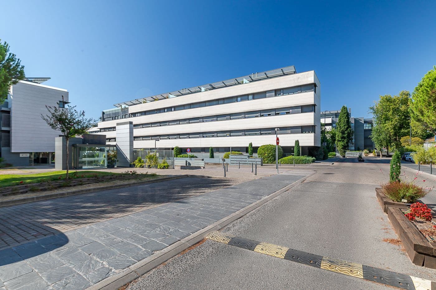 Apartamento de 2 habitaciones en Majadahonda en venta con piscina garaje - 775.000 € (Ref: 10004738)