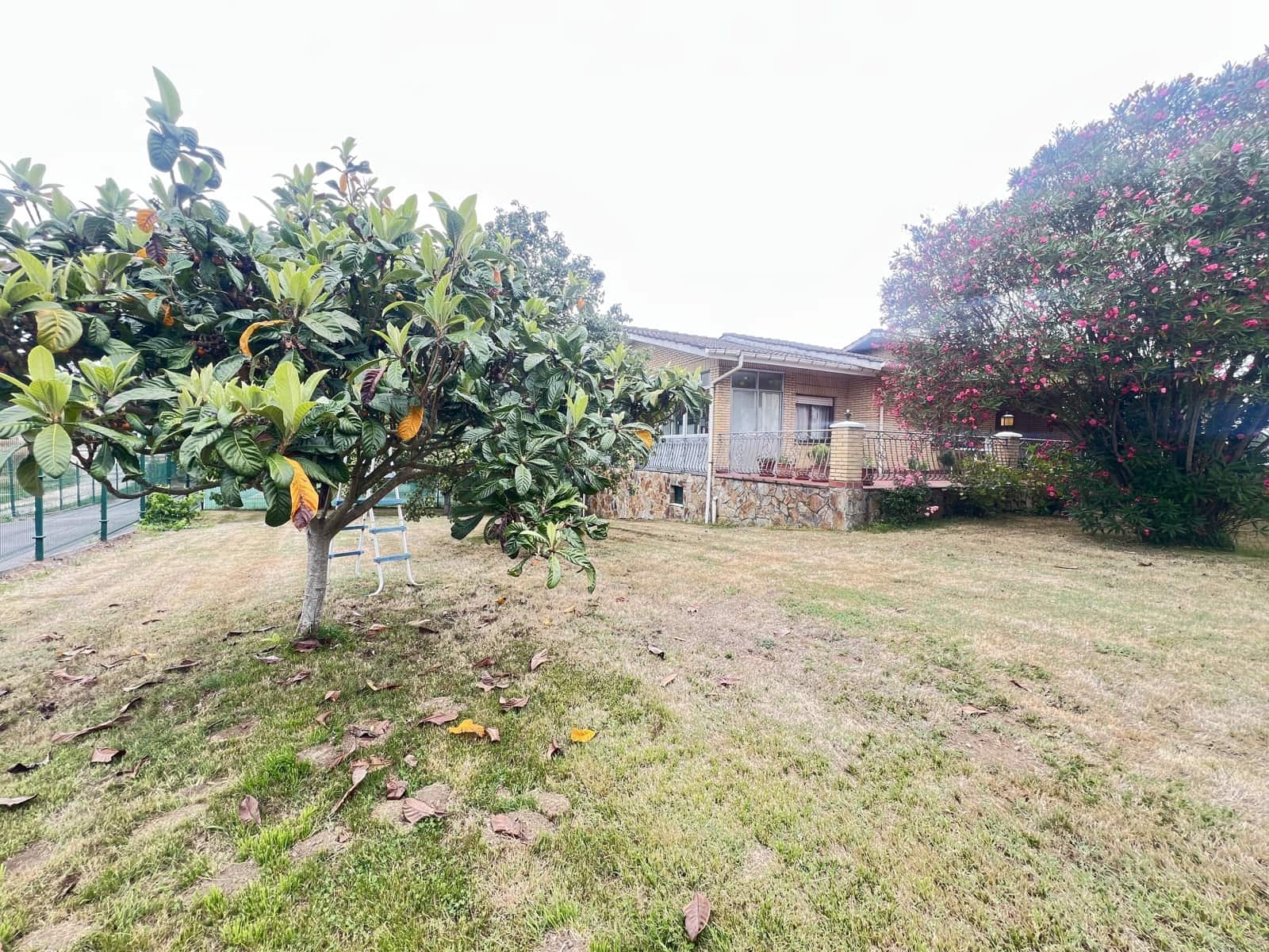 6 sovrum Hus till salu i Castrillon med garage - 669 000 € (Ref: 10004739)