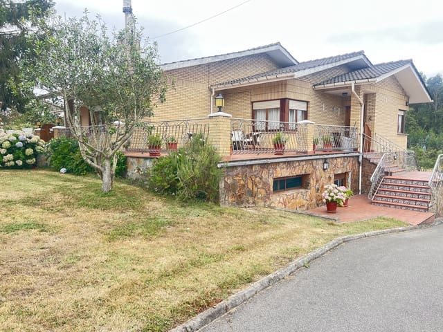 6 sovrum Hus till salu i Castrillón med garage - 669 000 € (Ref: 10004739)