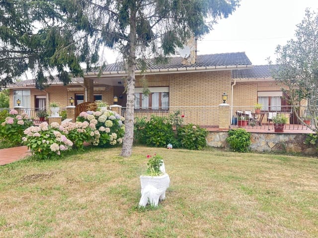 6 sovrum Hus till salu i Castrillón med garage - 669 000 € (Ref: 10004739)