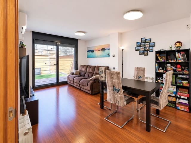 3 sypialnia Dom szeregowy na sprzedaż w Vilafranca del Penedès - 375 000 € (Ref: 10004933)
