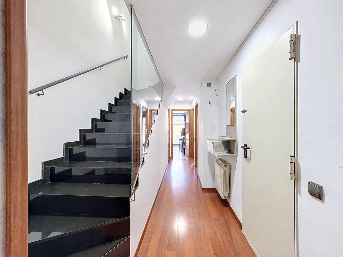 3 quarto Moradia em Banda para venda em Vilafranca del Penedes com piscina garagem - 375 000 € (Ref: 10004933)