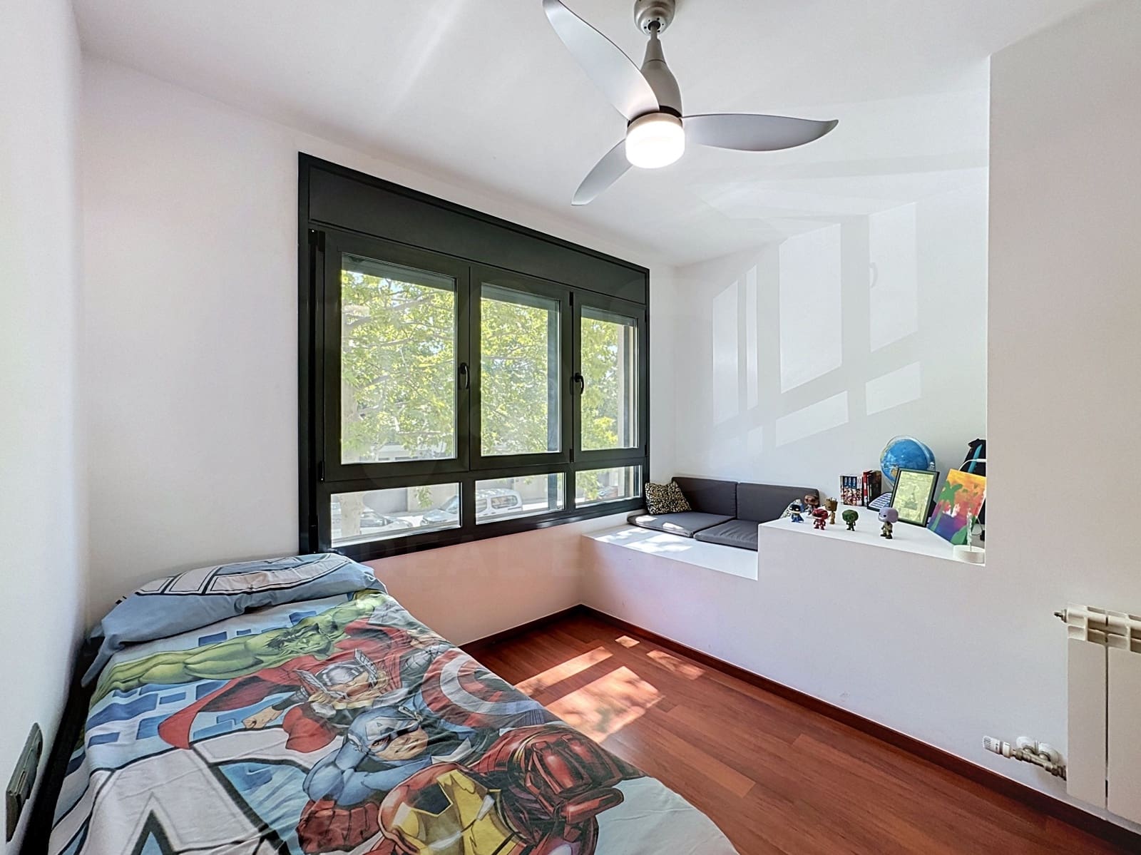 3 quarto Moradia em Banda para venda em Vilafranca del Penedes com piscina garagem - 375 000 € (Ref: 10004933)