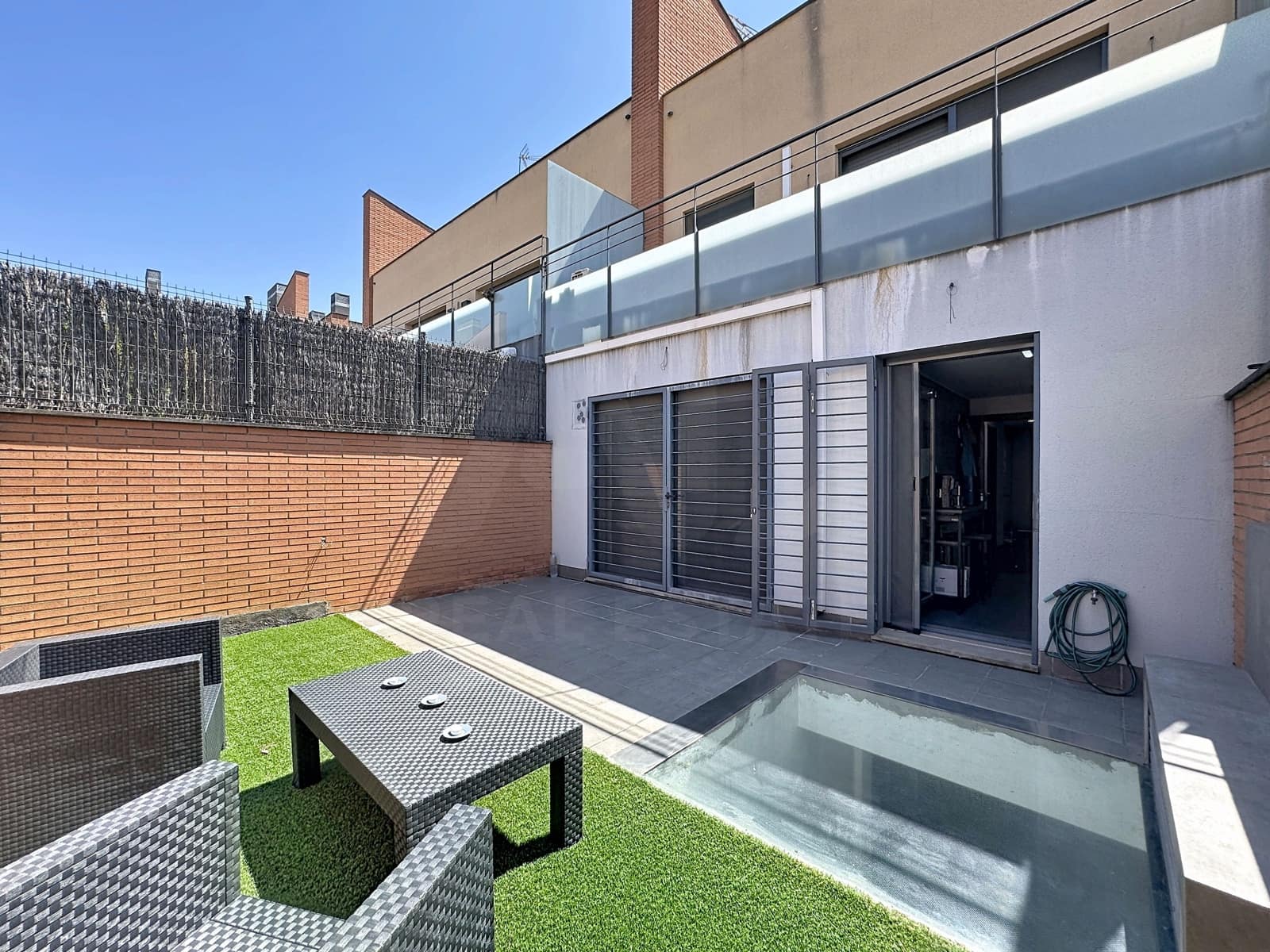 3 quarto Moradia em Banda para venda em Vilafranca del Penedes com piscina garagem - 375 000 € (Ref: 10004933)
