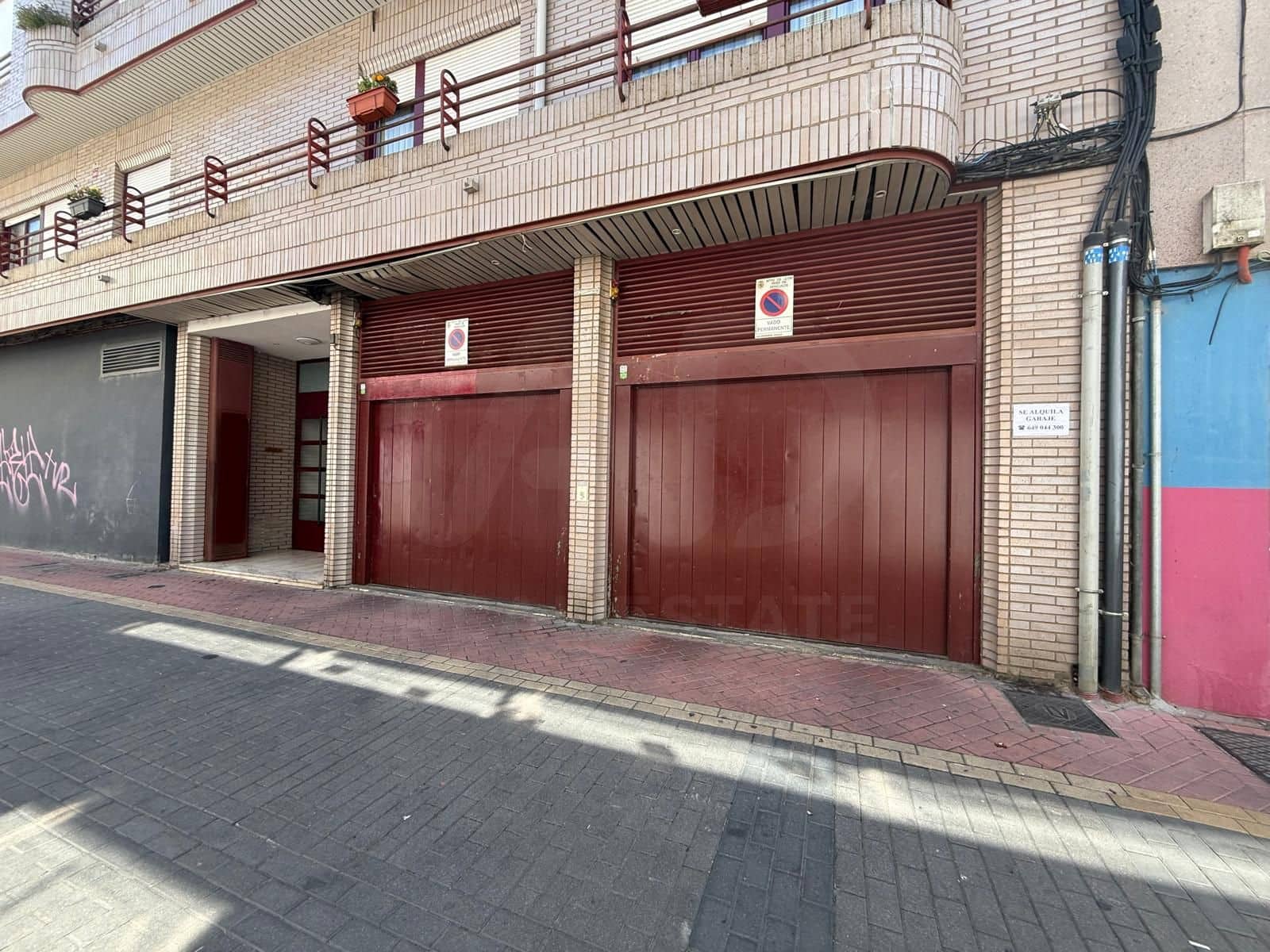 Garage zu verkaufen in Leon Stadt - 28.000 € (Ref: 10004934)