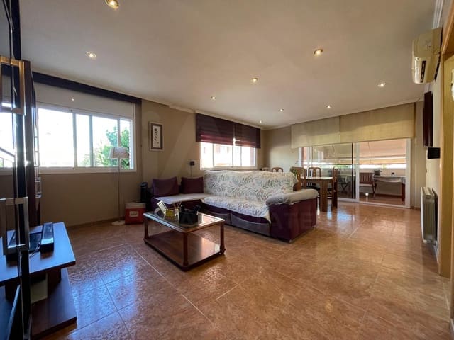 4 slaapkamer Appartement te koop in Vilanova i la Geltrú - € 389.000 (Ref: 10004939)