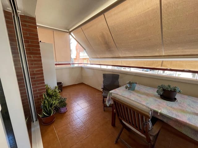 4 slaapkamer Appartement te koop in Vilanova i la Geltrú - € 389.000 (Ref: 10004939)