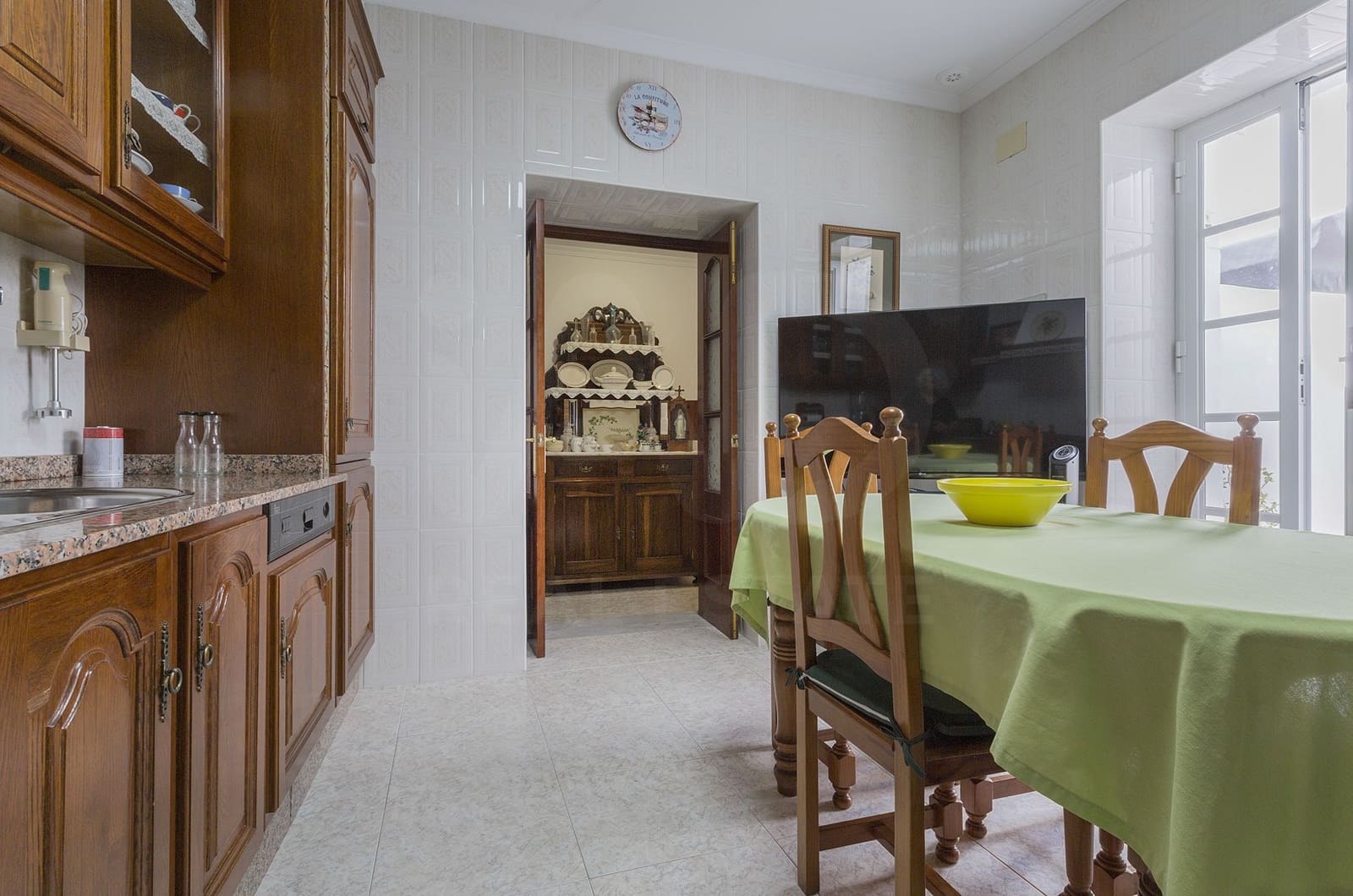 6 makuuhuone Omakotitalo myytävänä paikassa Medina-Sidonia - 380 000 € (Ref: 10004940)