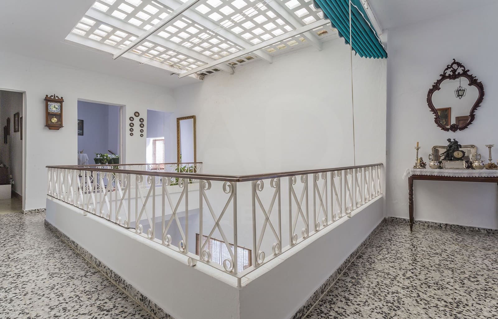 6 makuuhuone Omakotitalo myytävänä paikassa Medina-Sidonia - 380 000 € (Ref: 10004940)