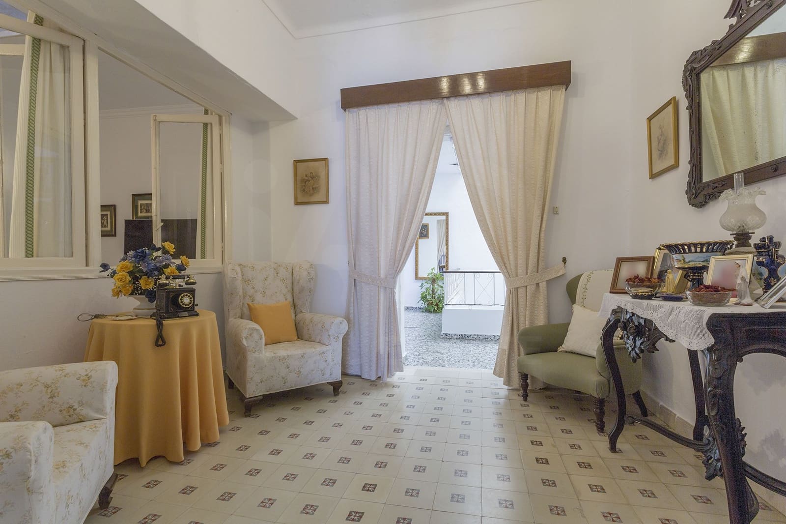 6 makuuhuone Omakotitalo myytävänä paikassa Medina-Sidonia - 380 000 € (Ref: 10004940)