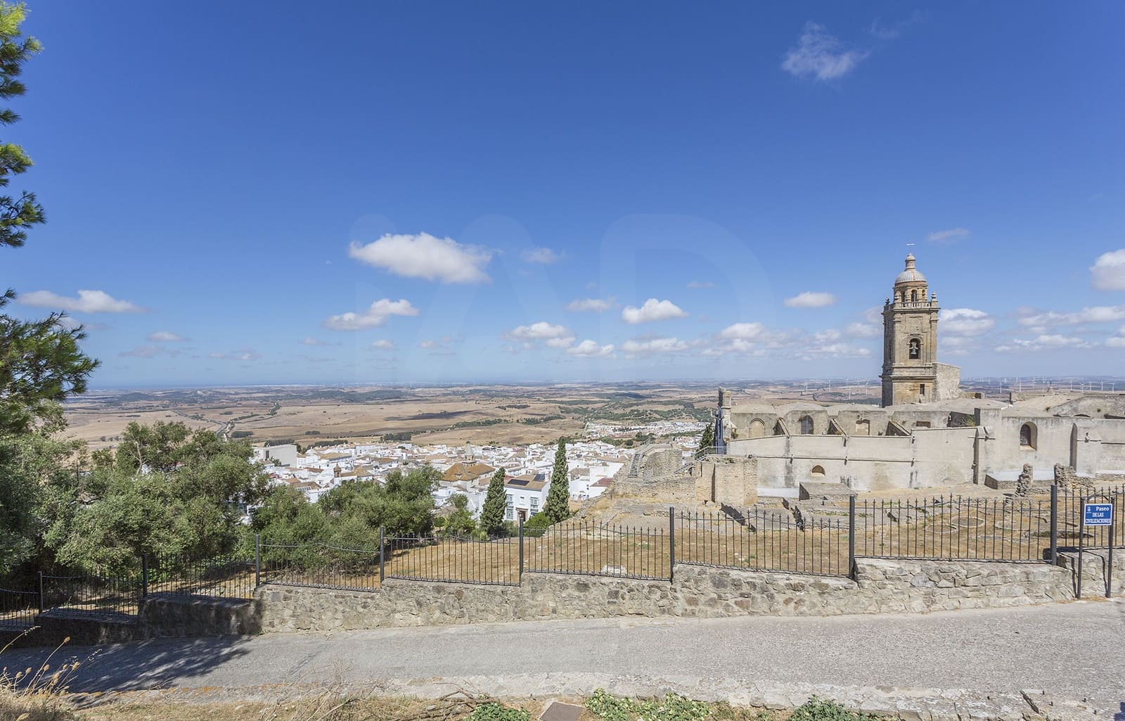6 makuuhuone Omakotitalo myytävänä paikassa Medina-Sidonia - 380 000 € (Ref: 10004940)