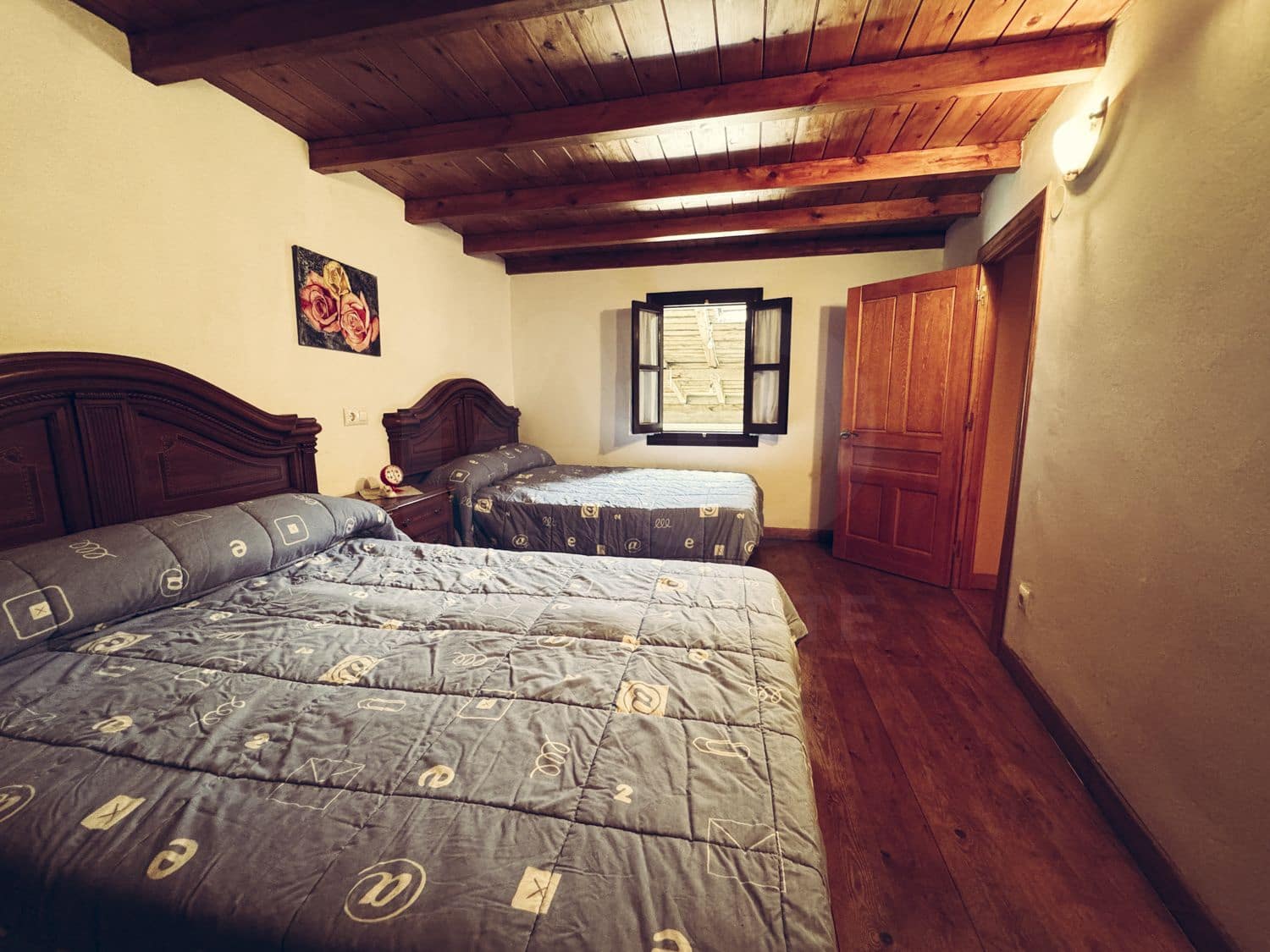 5 bedroom Townhouse for sale in Quiros with garage - € 180,000 (Ref: 10004941)