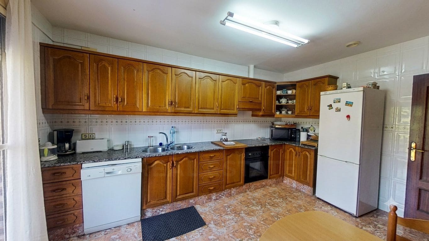 4 sypialnia Dom na sprzedaż w Cambrils z basenem garażem - 497 000 € (Ref: 10005669)
