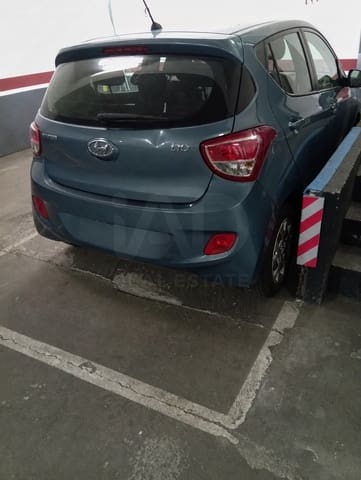 Garage for sale in León city - € 12,900 (Ref: 10006077)