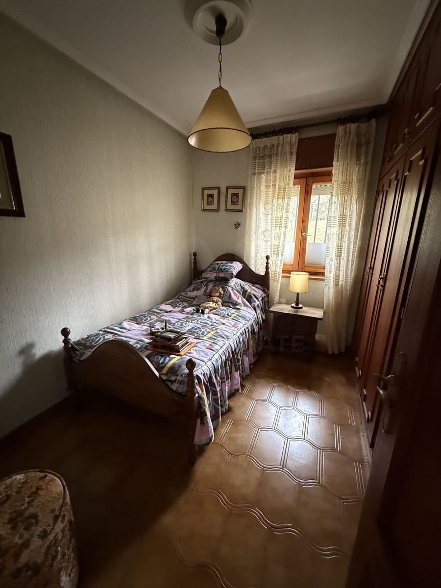 2 sypialnia Finka/Dom wiejski na sprzedaż w Matallana de Torio z garażem - 50 000 € (Ref: 10006078)