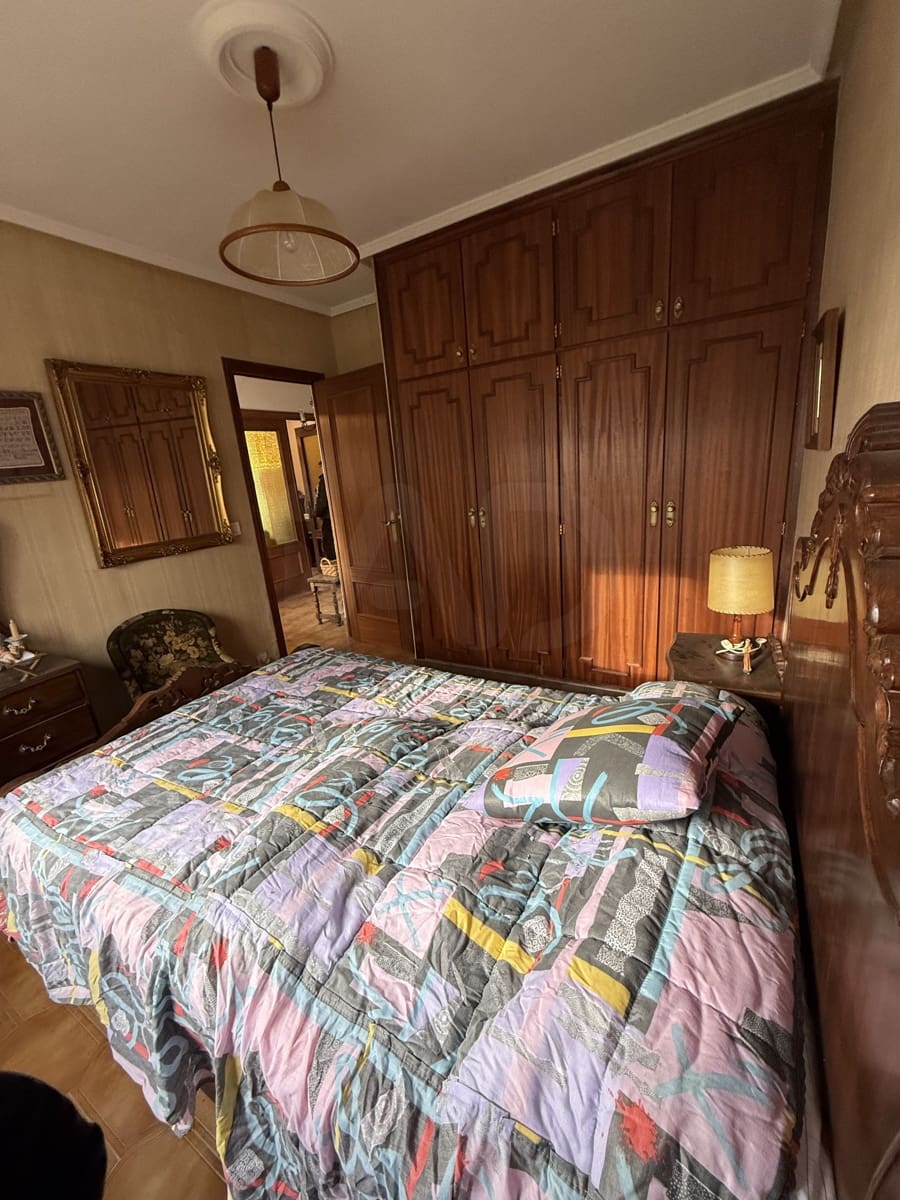 2 sypialnia Finka/Dom wiejski na sprzedaż w Matallana de Torio z garażem - 50 000 € (Ref: 10006078)