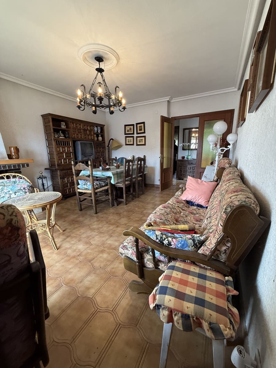 2 sypialnia Finka/Dom wiejski na sprzedaż w Matallana de Torio z garażem - 50 000 € (Ref: 10006078)