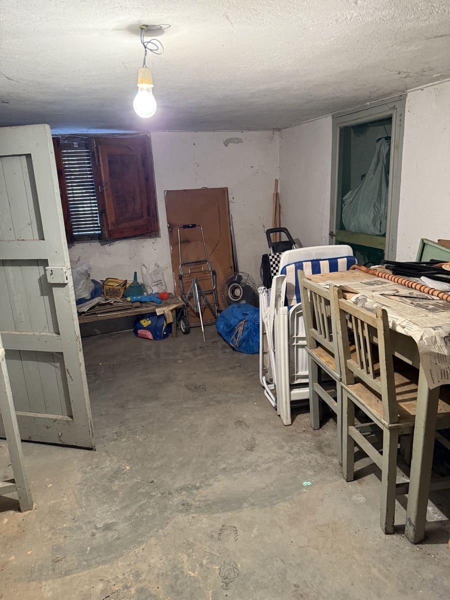 2 sypialnia Finka/Dom wiejski na sprzedaż w Matallana de Torio z garażem - 50 000 € (Ref: 10006078)