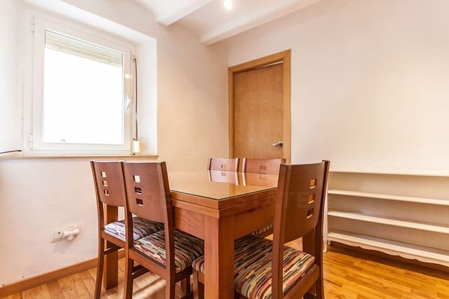 2 soverom Leilighet til salgs i Sant Pere, Santa Caterina i La Ribera, Barcelona by - € 209 000 (Ref: 10006135)