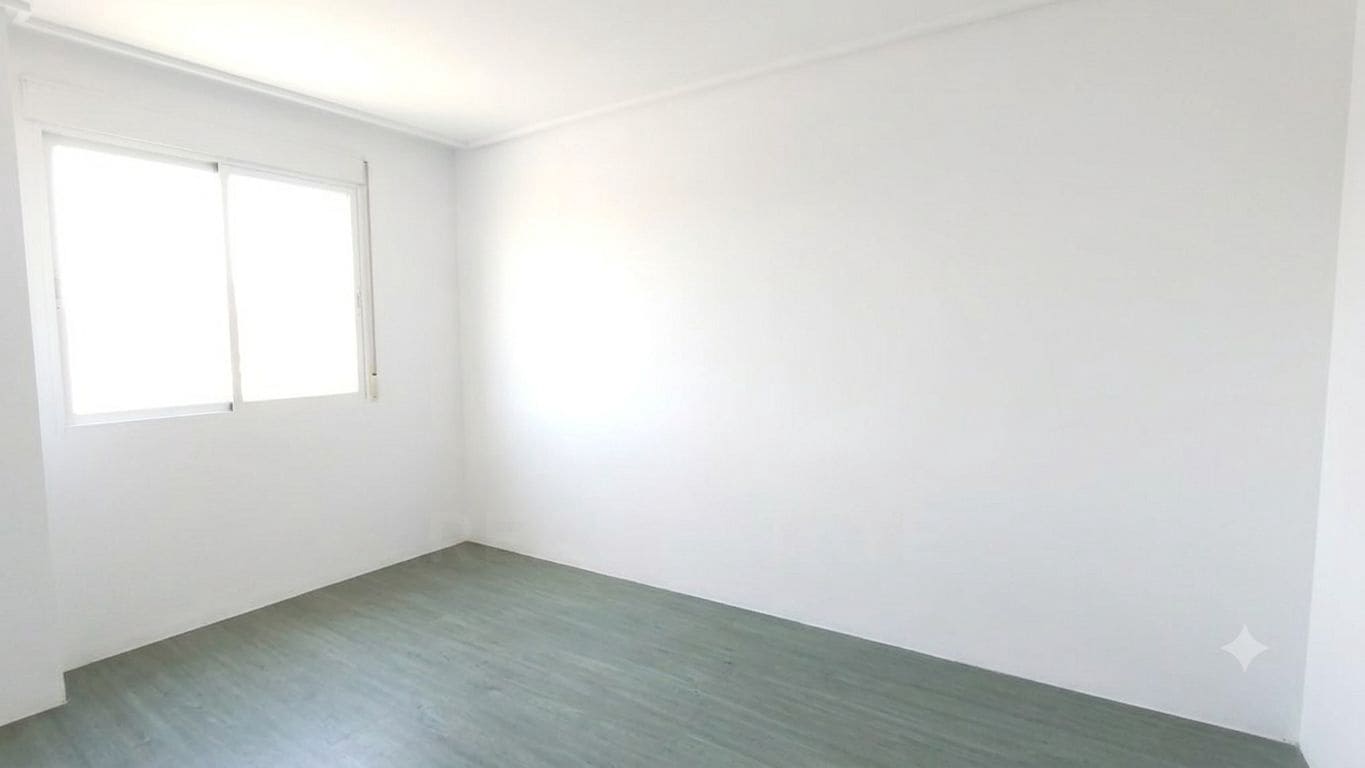 3 bedroom Apartment for rent in Almassora / Almazora with garage - € 800 (Ref: 10006705)