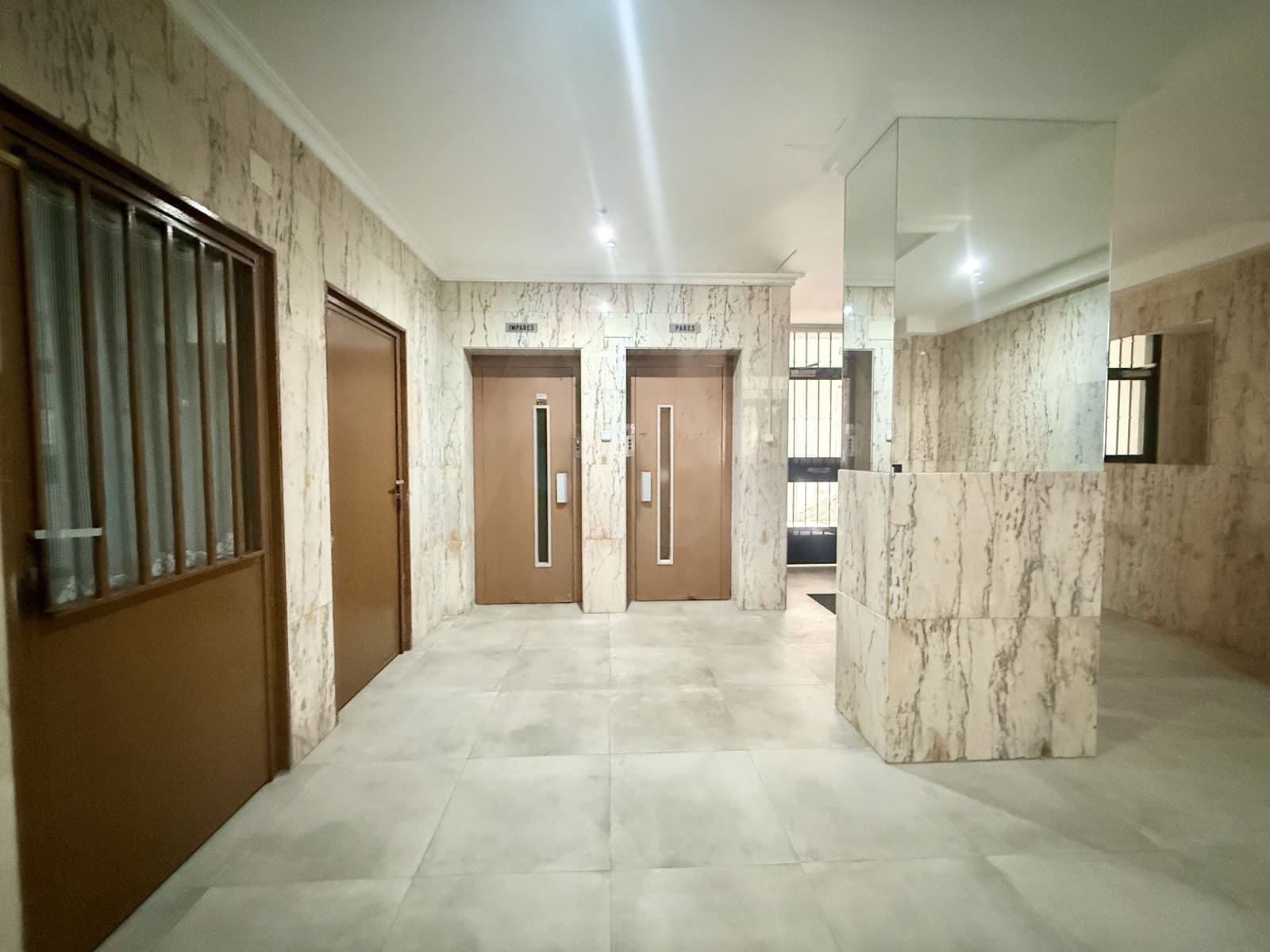 2 slaapkamer Appartement te koop in Madrid stad met garage - € 360.000 (Ref: 10007089)