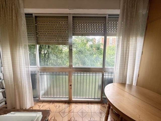 2 slaapkamer Appartement te koop in Pilar, Madrid stad met garage - € 360.000 (Ref: 10007089)