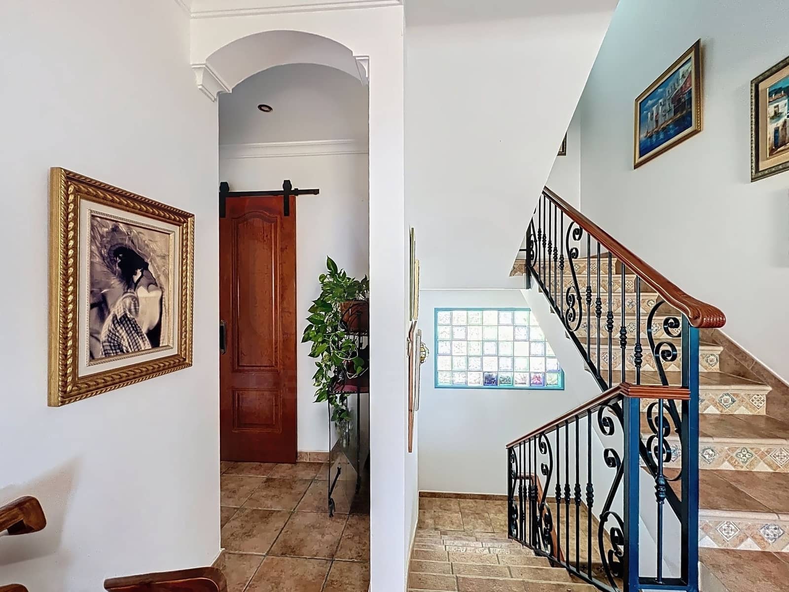 7 soverom Villa til salgs i Rincon de la Victoria med svømmebasseng garasje - € 1 160 000 (Ref: 10007141)