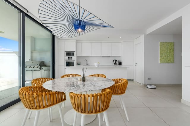3 sypialnia Apartament na sprzedaż w El Higuerón, Fuengirola z basenem garażem - 890 000 € (Ref: 10007142)