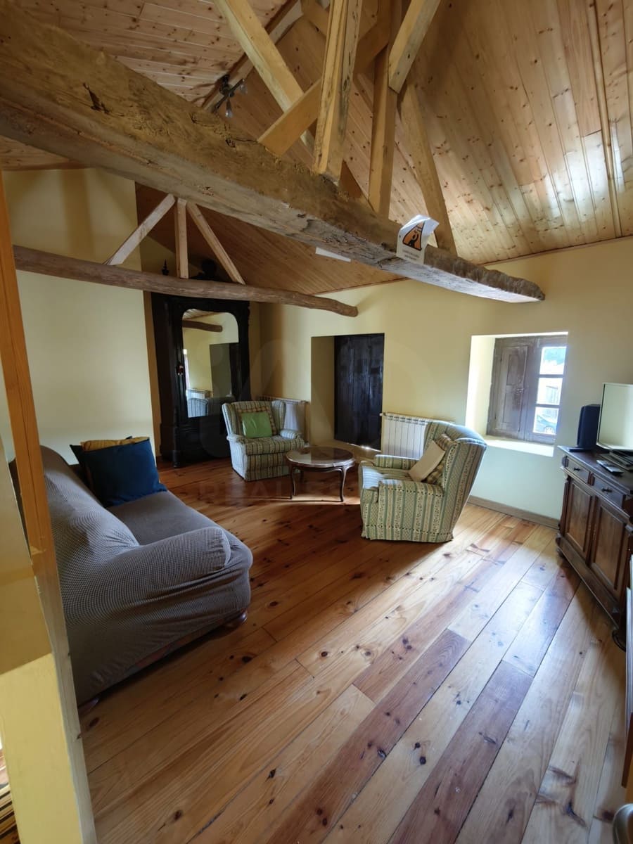 5 chambre Finca/Maison de Campagne à vendre à Matadeon de los Oteros - 180 000 € (Ref: 10007146)