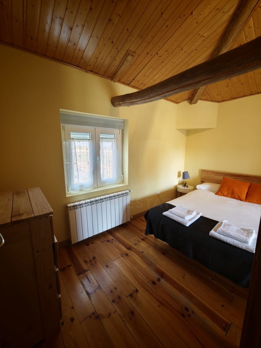 5 chambre Finca/Maison de Campagne à vendre à Matadeon de los Oteros - 180 000 € (Ref: 10007146)