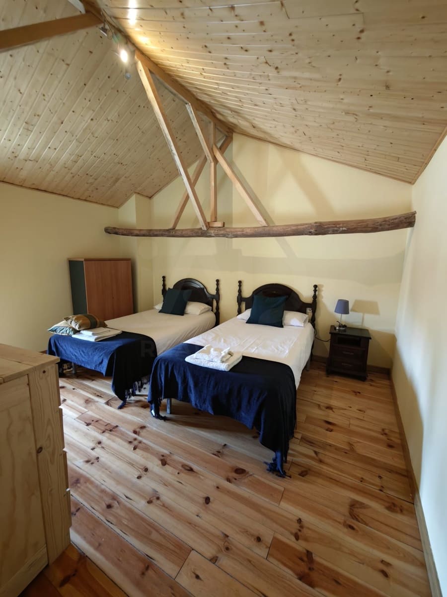 5 chambre Finca/Maison de Campagne à vendre à Matadeon de los Oteros - 180 000 € (Ref: 10007146)