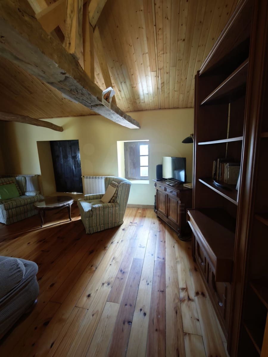 5 chambre Finca/Maison de Campagne à vendre à Matadeon de los Oteros - 180 000 € (Ref: 10007146)