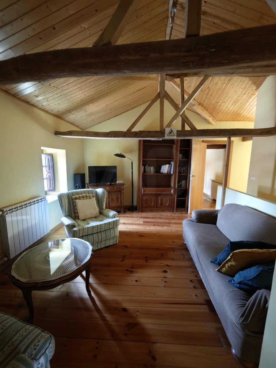5 chambre Finca/Maison de Campagne à vendre à Matadeon de los Oteros - 180 000 € (Ref: 10007146)