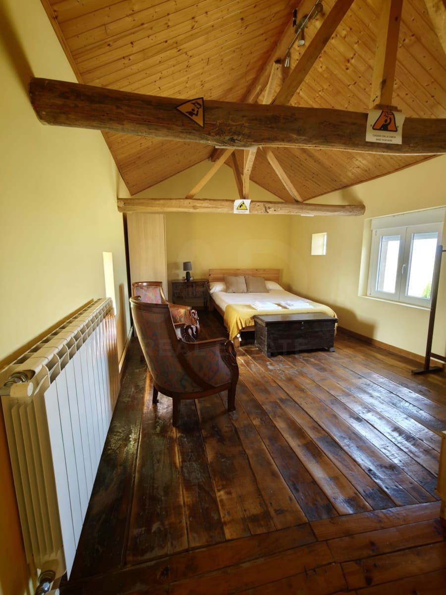 5 chambre Finca/Maison de Campagne à vendre à Matadeon de los Oteros - 180 000 € (Ref: 10007146)
