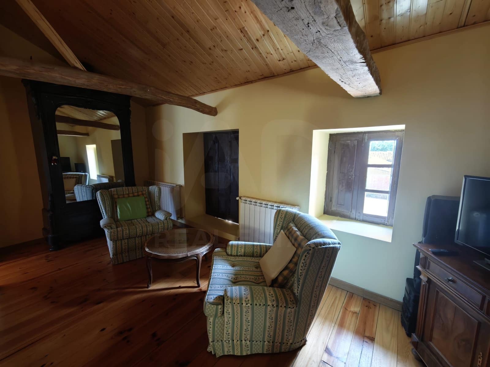 5 chambre Finca/Maison de Campagne à vendre à Matadeon de los Oteros - 180 000 € (Ref: 10007146)