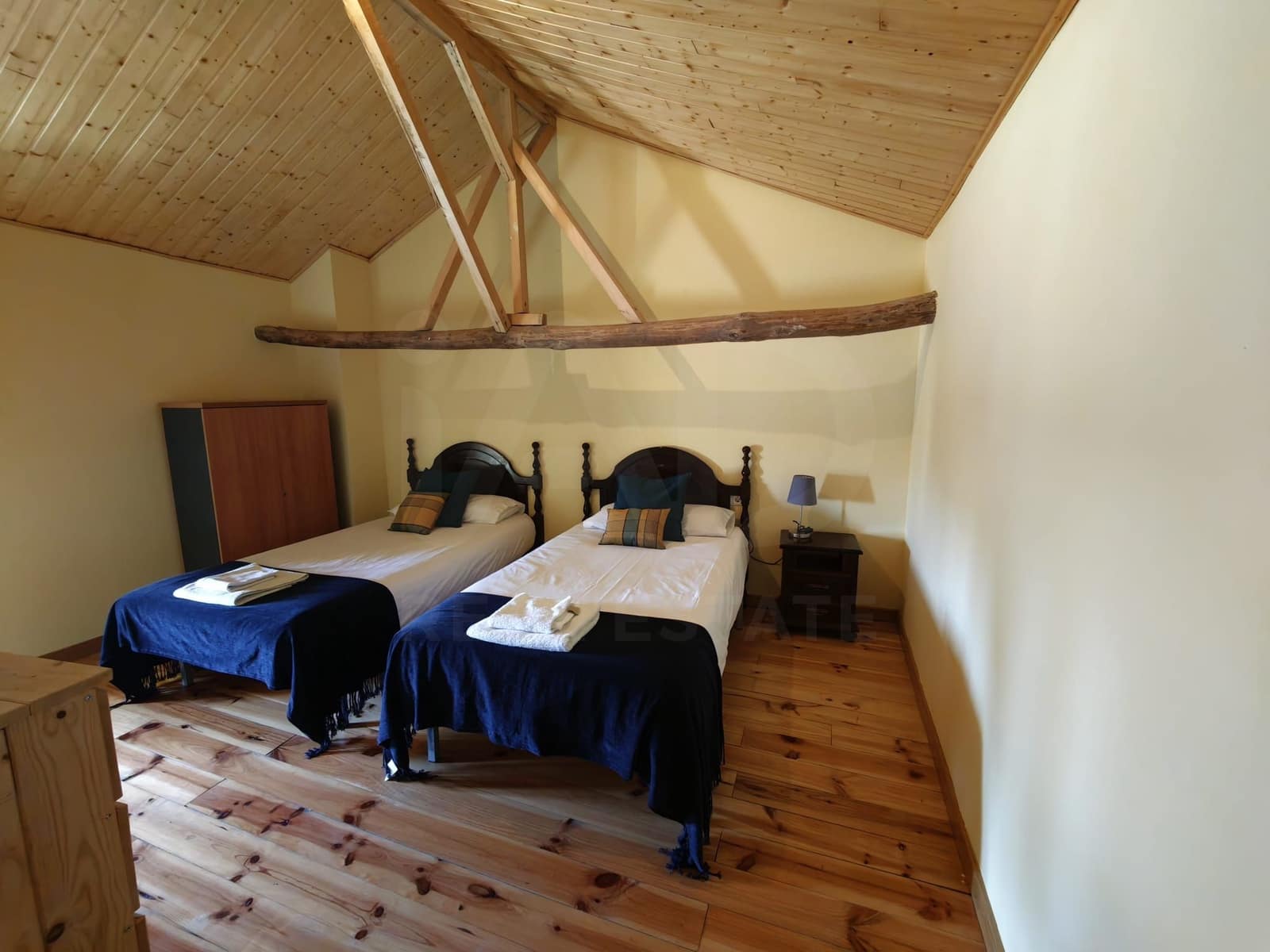 5 chambre Finca/Maison de Campagne à vendre à Matadeon de los Oteros - 180 000 € (Ref: 10007146)