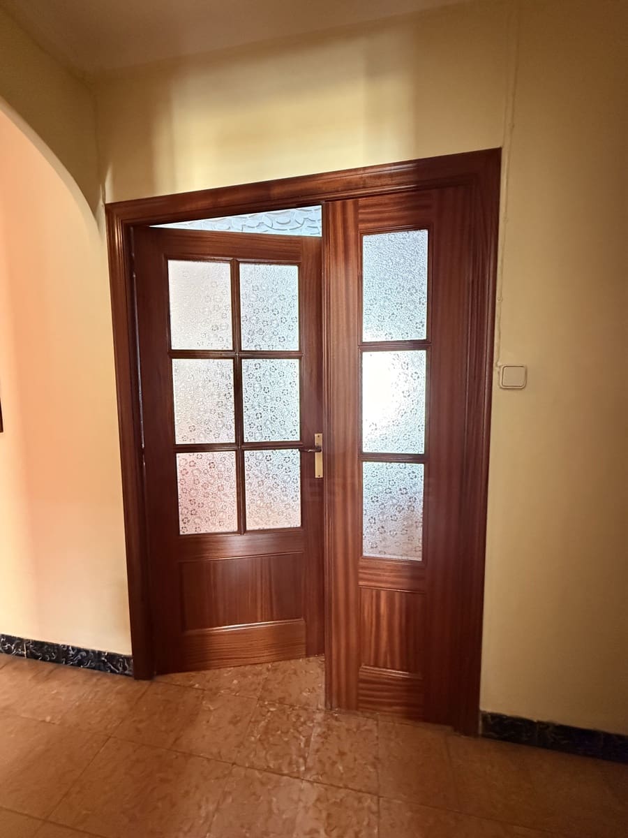 5 slaapkamer Huis te koop in La Canonja met garage - € 249.000 (Ref: 10007466)
